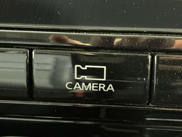 セレナ e-パワー ハイウェイスターV プロパイロット 純正10型ナビ 純正フリップダウンモニター 撥水シート パーキングアシスト スペアキー BSM 両側電動スライドドア 電動サイドブレーキ オートブレーキホールド LED フォグ マット(22枚目)