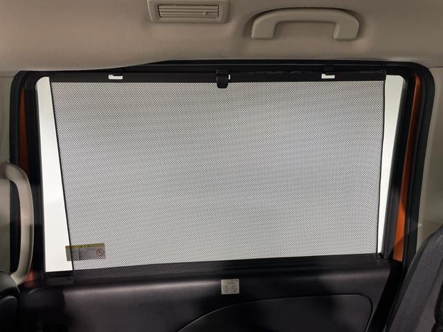 セレナ e-パワー ハイウェイスターV プロパイロット 純正10型ナビ 純正フリップダウンモニター 撥水シート パーキングアシスト スペアキー BSM 両側電動スライドドア 電動サイドブレーキ オートブレーキホールド LED フォグ マット(41枚目)