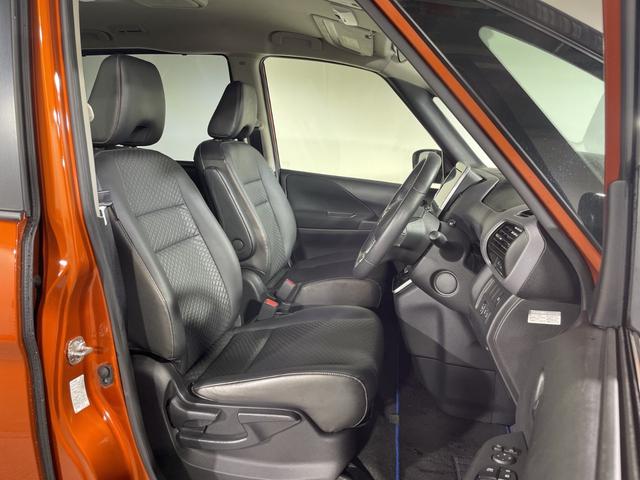 セレナ e-パワー ハイウェイスターV プロパイロット 純正10型ナビ 純正フリップダウンモニター 撥水シート パーキングアシスト スペアキー BSM 両側電動スライドドア 電動サイドブレーキ オートブレーキホールド LED フォグ マット(42枚目)