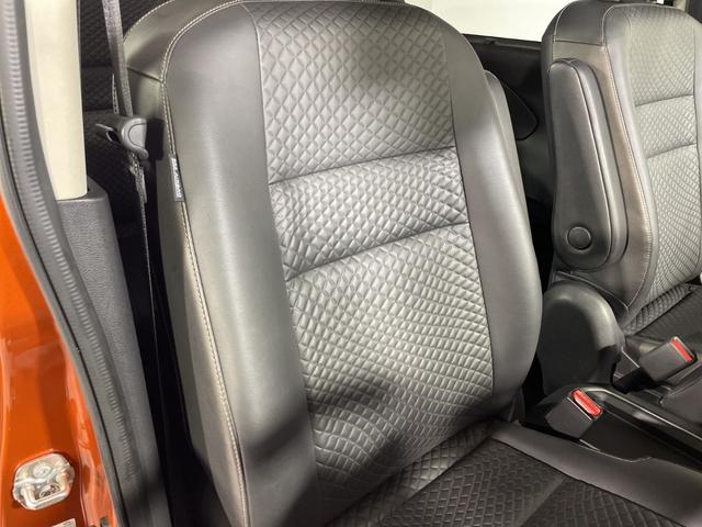 セレナ e-パワー ハイウェイスターV プロパイロット 純正10型ナビ 純正フリップダウンモニター 撥水シート パーキングアシスト スペアキー BSM 両側電動スライドドア 電動サイドブレーキ オートブレーキホールド LED フォグ マット(44枚目)