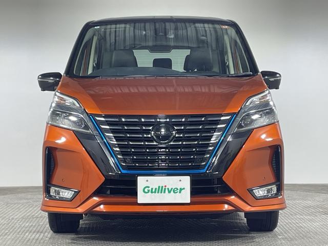 セレナ e-パワー ハイウェイスターV プロパイロット 純正10型ナビ 純正フリップダウンモニター 撥水シート パーキングアシスト スペアキー BSM 両側電動スライドドア 電動サイドブレーキ オートブレーキホールド LED フォグ マット(60枚目)