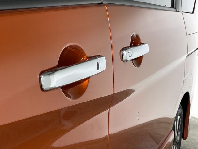 セレナ e-パワー ハイウェイスターV プロパイロット 純正10型ナビ 純正フリップダウンモニター 撥水シート パーキングアシスト スペアキー BSM 両側電動スライドドア 電動サイドブレーキ オートブレーキホールド LED フォグ マット(67枚目)