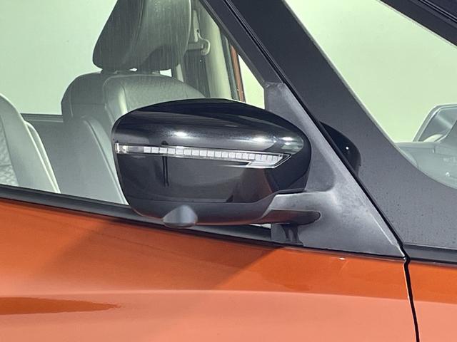 セレナ e-パワー ハイウェイスターV プロパイロット 純正10型ナビ 純正フリップダウンモニター 撥水シート パーキングアシスト スペアキー BSM 両側電動スライドドア 電動サイドブレーキ オートブレーキホールド LED フォグ マット(69枚目)