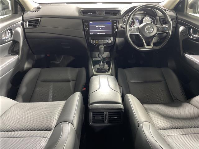 エクストレイル ２０Ｘｉ　純正９型ナビ　アラウンドビューＭ　Ｄミラー　ＰＢＤ　プロパイロット　ＡＥＢ　ＡＣＣ　ＬＥＤ　ＡＨＢ　ルーフレール　革巻ステアリング　前／後左右シートヒーター　合皮シート　インテリキー　純正１８ＡＷ（2枚目）