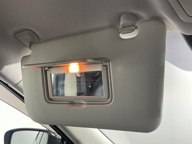 エクストレイル ２０Ｘｉ　純正９型ナビ　アラウンドビューＭ　Ｄミラー　ＰＢＤ　プロパイロット　ＡＥＢ　ＡＣＣ　ＬＥＤ　ＡＨＢ　ルーフレール　革巻ステアリング　前／後左右シートヒーター　合皮シート　インテリキー　純正１８ＡＷ（49枚目）