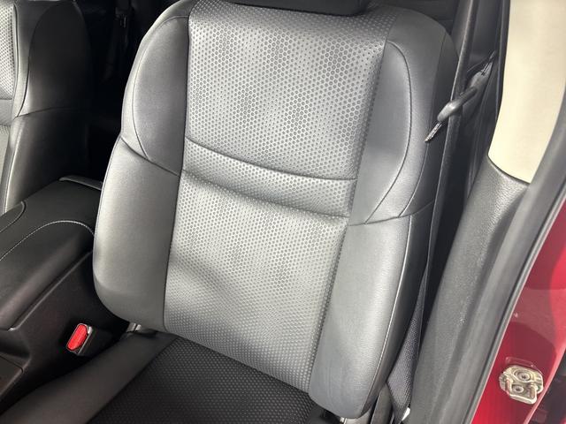 エクストレイル ２０Ｘｉ　ハイブリッド　エクストリーマーＸ　社外１０型ナビ　社外１０型フリップダウンＭ　アラウンドビューＭ　プロパイロット　レーダークルーズ　ＡＥＢ　車線逸脱警報　ＢＳＷ　ルーフレール　ＰＢＤ　Ｄミラー　ＬＥＤ　インテリキー　プッシュスタート（33枚目）