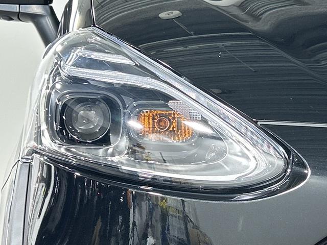 シエンタ Ｇ　クエロ　トヨタセーフティセンス　純正ナビ　パノラミックビューモニター　両側電動スライドドア　ハーフレザーシート　ＥＴＣ　革巻きステアリング　コーナーセンサー　アイドリングストップ機能　ＬＥＤ　フォグ　マット（61枚目）