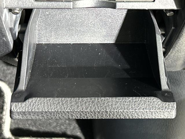 ヴォクシー ハイブリッドZS 煌III トヨタセーフティセンス 純正10型ナビ 純正フリップダウンモニター 両側電動スライドドア ハーフレザーシート シートヒーター ETC ドライブレコーダー コーナーセンサー プッシュスタートボタン(49枚目)