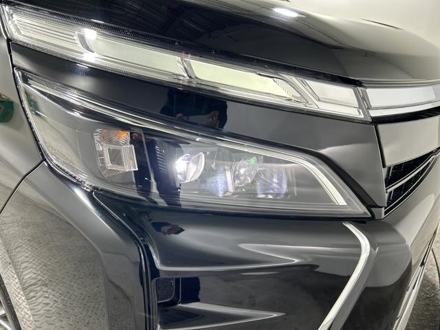 ヴォクシー ハイブリッドZS 煌III トヨタセーフティセンス 純正10型ナビ 純正フリップダウンモニター 両側電動スライドドア ハーフレザーシート シートヒーター ETC ドライブレコーダー コーナーセンサー プッシュスタートボタン(72枚目)