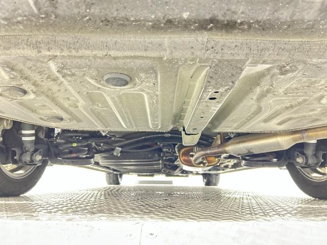 ヴォクシー ハイブリッドZS 煌III トヨタセーフティセンス 純正10型ナビ 純正フリップダウンモニター 両側電動スライドドア ハーフレザーシート シートヒーター ETC ドライブレコーダー コーナーセンサー プッシュスタートボタン(80枚目)