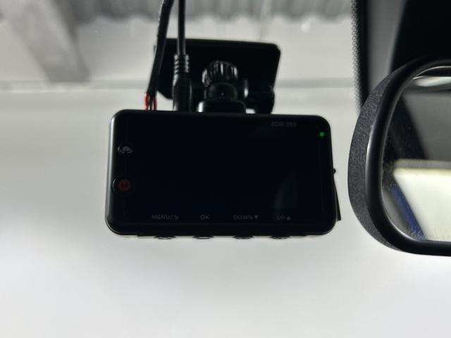 シビック LX 純正DA Hセンシング Bカメラ フルセグ LED 純正サイド/リアスポイラー ETC2.0 半革シート 革巻ステアリング 前シートヒーター アイドリングS 無限ドアバイザー スマートキー プッシュS(6枚目)