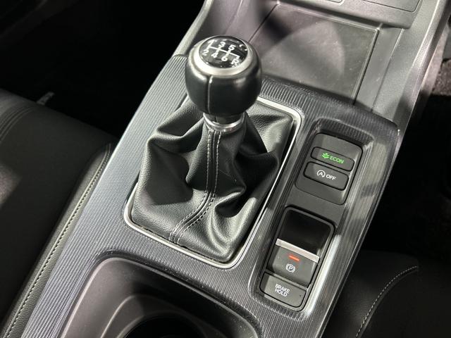 シビック LX 純正DA Hセンシング Bカメラ フルセグ LED 純正サイド/リアスポイラー ETC2.0 半革シート 革巻ステアリング 前シートヒーター アイドリングS 無限ドアバイザー スマートキー プッシュS(15枚目)