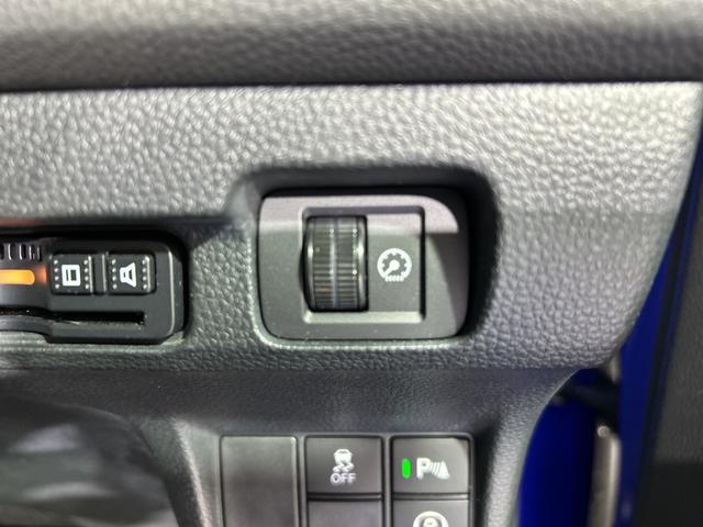 シビック LX 純正DA Hセンシング Bカメラ フルセグ LED 純正サイド/リアスポイラー ETC2.0 半革シート 革巻ステアリング 前シートヒーター アイドリングS 無限ドアバイザー スマートキー プッシュS(24枚目)