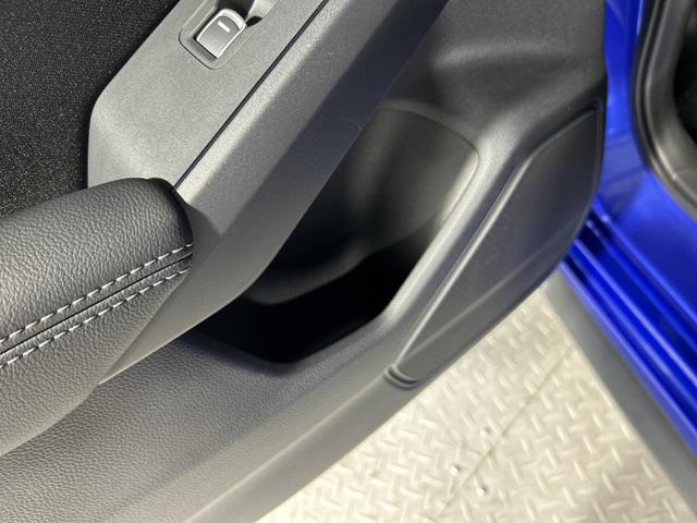 シビック LX 純正DA Hセンシング Bカメラ フルセグ LED 純正サイド/リアスポイラー ETC2.0 半革シート 革巻ステアリング 前シートヒーター アイドリングS 無限ドアバイザー スマートキー プッシュS(45枚目)