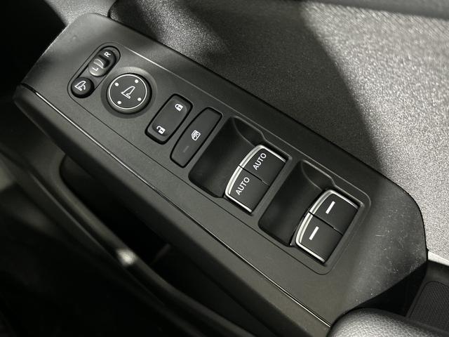 シビック LX 純正DA Hセンシング Bカメラ フルセグ LED 純正サイド/リアスポイラー ETC2.0 半革シート 革巻ステアリング 前シートヒーター アイドリングS 無限ドアバイザー スマートキー プッシュS(46枚目)