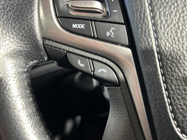 クラウン アスリートS-T 純正8型SDナビ バックカメラ フルセグ クルコン SOSコール アイドリングS ECO 革巻きステアリング パドルシフト 純正リアアンダースポイラー ETC 純正17インチAW lEDヘッドランプ(13枚目)