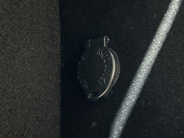 クラウン アスリートS-T 純正8型SDナビ バックカメラ フルセグ クルコン SOSコール アイドリングS ECO 革巻きステアリング パドルシフト 純正リアアンダースポイラー ETC 純正17インチAW lEDヘッドランプ(30枚目)