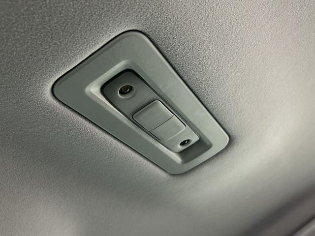 クラウン アスリートS-T 純正8型SDナビ バックカメラ フルセグ クルコン SOSコール アイドリングS ECO 革巻きステアリング パドルシフト 純正リアアンダースポイラー ETC 純正17インチAW lEDヘッドランプ(42枚目)