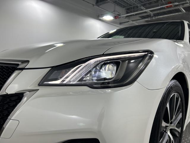 クラウン アスリートS-T 純正8型SDナビ バックカメラ フルセグ クルコン SOSコール アイドリングS ECO 革巻きステアリング パドルシフト 純正リアアンダースポイラー ETC 純正17インチAW lEDヘッドランプ(69枚目)