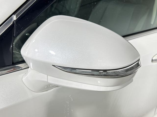 クラウン アスリートS-T 純正8型SDナビ バックカメラ フルセグ クルコン SOSコール アイドリングS ECO 革巻きステアリング パドルシフト 純正リアアンダースポイラー ETC 純正17インチAW lEDヘッドランプ(76枚目)