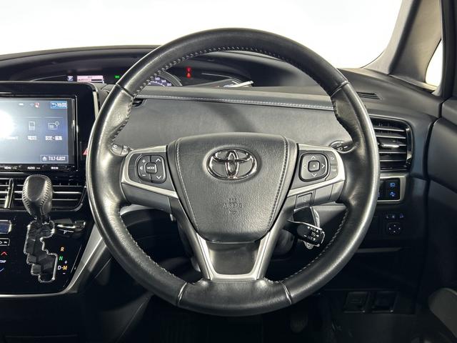 【ハンドル】『ハンドル/ステアリング』の画像になります。写真の内容に関してご不明点、ご質問等がございましたらお気軽にガリバー店舗までお問い合わせください。