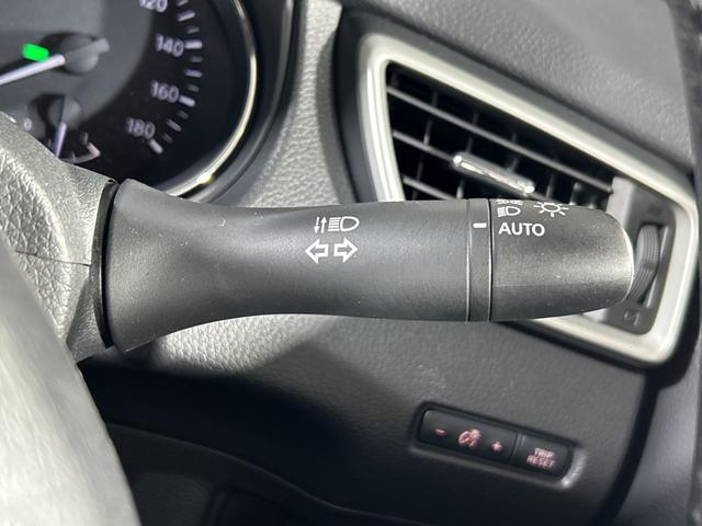 エクストレイル 20X エマージェンシーブレーキパッケージ 社外9型ナビ Bカメラ LDW AEB 進入禁止 アイドリングS カブロンシート 前席シートヒーター 革巻きステアリング 前後ソナー LED 社外前ドラレコ インテリキー プッシュスタート(18枚目)