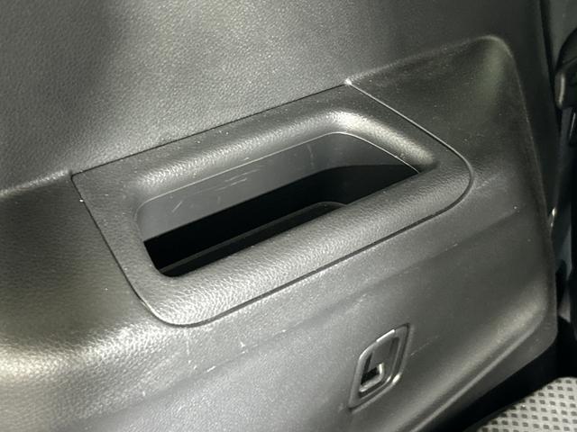 エクストレイル 20X エマージェンシーブレーキパッケージ 社外9型ナビ Bカメラ LDW AEB 進入禁止 アイドリングS カブロンシート 前席シートヒーター 革巻きステアリング 前後ソナー LED 社外前ドラレコ インテリキー プッシュスタート(42枚目)