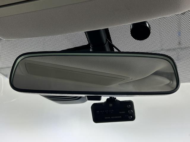 エクストレイル 20X エマージェンシーブレーキパッケージ 社外9型ナビ Bカメラ LDW AEB 進入禁止 アイドリングS カブロンシート 前席シートヒーター 革巻きステアリング 前後ソナー LED 社外前ドラレコ インテリキー プッシュスタート(45枚目)