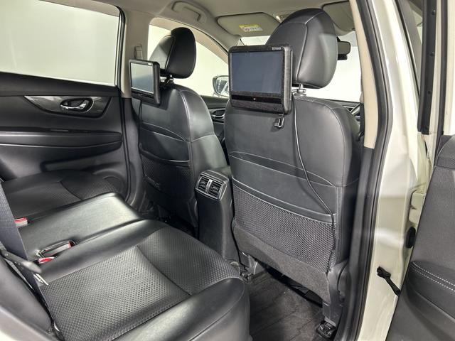 エクストレイル 20X エマージェンシーブレーキパッケージ 社外9型ナビ Bカメラ LDW AEB 進入禁止 アイドリングS カブロンシート 前席シートヒーター 革巻きステアリング 前後ソナー LED 社外前ドラレコ インテリキー プッシュスタート(52枚目)