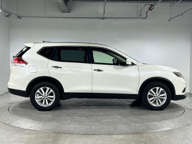 エクストレイル 20X エマージェンシーブレーキパッケージ 社外9型ナビ Bカメラ LDW AEB 進入禁止 アイドリングS カブロンシート 前席シートヒーター 革巻きステアリング 前後ソナー LED 社外前ドラレコ インテリキー プッシュスタート(60枚目)