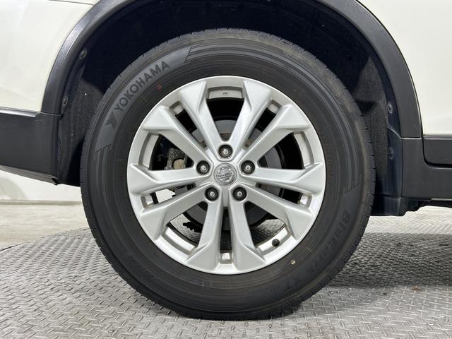 エクストレイル 20X エマージェンシーブレーキパッケージ 社外9型ナビ Bカメラ LDW AEB 進入禁止 アイドリングS カブロンシート 前席シートヒーター 革巻きステアリング 前後ソナー LED 社外前ドラレコ インテリキー プッシュスタート(66枚目)