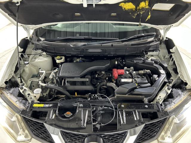 エクストレイル 20X エマージェンシーブレーキパッケージ 社外9型ナビ Bカメラ LDW AEB 進入禁止 アイドリングS カブロンシート 前席シートヒーター 革巻きステアリング 前後ソナー LED 社外前ドラレコ インテリキー プッシュスタート(80枚目)