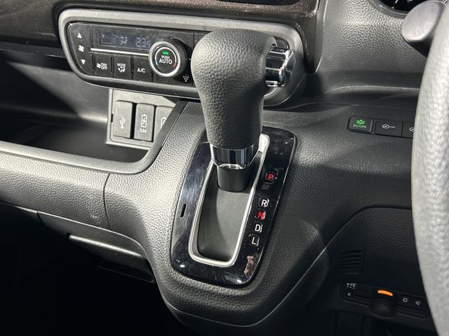 N-BOXカスタム G・EXホンダセンシング ホンダセンシング 純正8型ナビ バックカメラ 両側電動スライドドア ビルトインETC ドライブレコーダー シートヒーター LEDヘッドライト フォグランプ 純正マット 純正バイザー 純正14インチAW(17枚目)