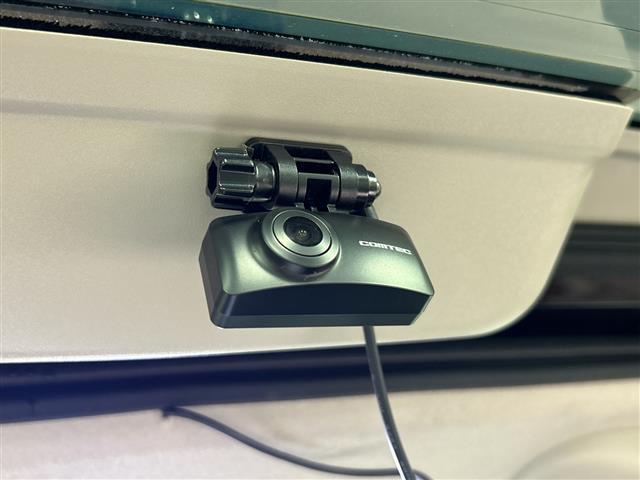 セレナ e-パワー ハイウェイスターG 社外ナビ アラウンドビューM 先進安全装備 プロパイロット Dルームミラー パーキングA 両側電動 ステアリングH 合皮シート 社外TPMS ブラウン内装 2列目3列目シートバックT/USBソケット(11枚目)