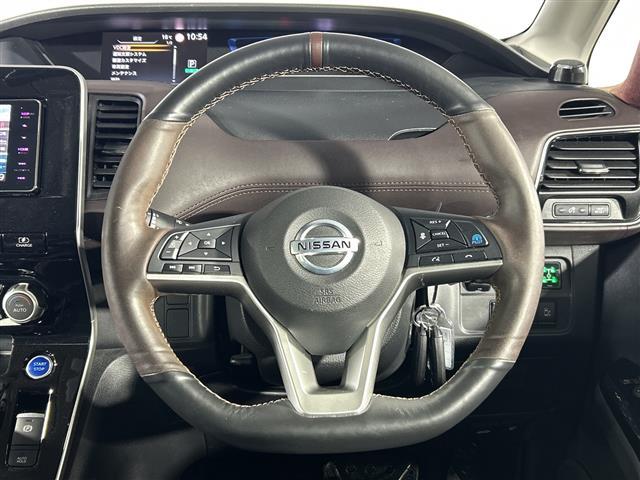 セレナ e-パワー ハイウェイスターG 社外ナビ アラウンドビューM 先進安全装備 プロパイロット Dルームミラー パーキングA 両側電動 ステアリングH 合皮シート 社外TPMS ブラウン内装 2列目3列目シートバックT/USBソケット(14枚目)