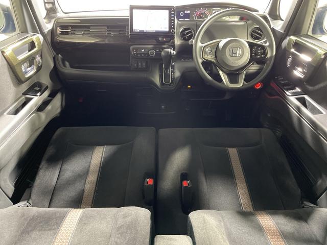 N-BOXカスタム G・Lホンダセンシング ホンダセンシング 純正8型ナビ バックカメラ 片側電動スライドドア ビルトインETC スマートキー プッシュスタートボタン LEDヘッドライト ステアリングスイッチ ECON Autoライト バイザー(2枚目)