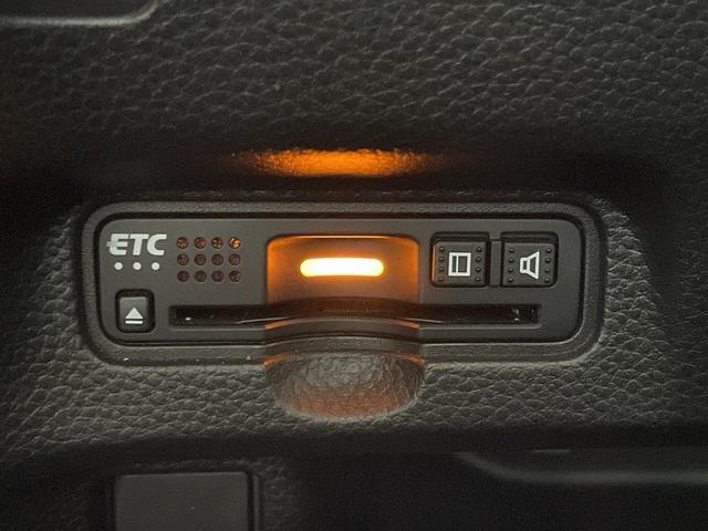 N-BOXカスタム G・Lホンダセンシング ホンダセンシング 純正8型ナビ バックカメラ 片側電動スライドドア ビルトインETC スマートキー プッシュスタートボタン LEDヘッドライト ステアリングスイッチ ECON Autoライト バイザー(6枚目)