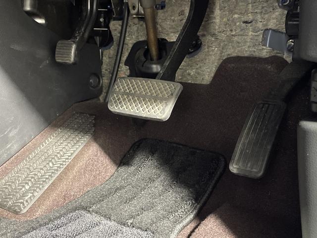 N-BOXカスタム G・Lホンダセンシング ホンダセンシング 純正8型ナビ バックカメラ 片側電動スライドドア ビルトインETC スマートキー プッシュスタートボタン LEDヘッドライト ステアリングスイッチ ECON Autoライト バイザー(38枚目)