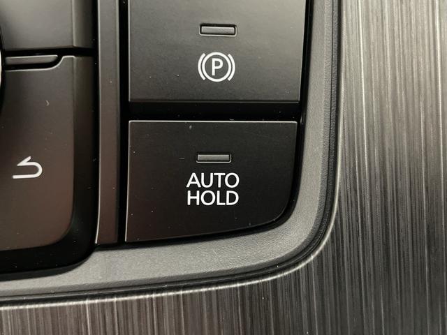 ＣＸ－６０ ＸＤ－ハイブリッド　プレミアムスポーツ　マツダコネクト１２．３型ＳＤナビ　ＢＯＳＥ　３６０度カメラ　パノラマＳＲ　ＰＢＤ　ｉ－ＡＣＴＩＶＳＥＮＳＥ　ステアリングＨ　革／スエードシート　前Ｐシート／ベンチレーション　前後シートＨ　ＡＬＨ　Ｑｉ（24枚目）