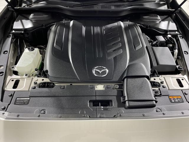 ＣＸ－６０ ＸＤ－ハイブリッド　プレミアムスポーツ　マツダコネクト１２．３型ＳＤナビ　ＢＯＳＥ　３６０度カメラ　パノラマＳＲ　ＰＢＤ　ｉ－ＡＣＴＩＶＳＥＮＳＥ　ステアリングＨ　革／スエードシート　前Ｐシート／ベンチレーション　前後シートＨ　ＡＬＨ　Ｑｉ（79枚目）