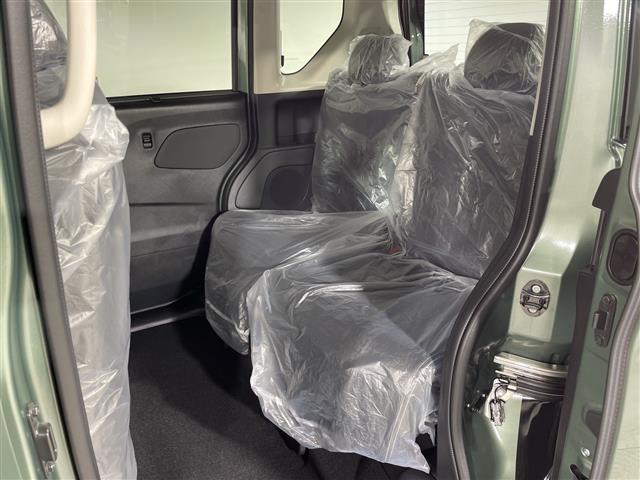 デリカミニ T プレミアム 届出済未使用車 純正9型DA e-アシスト マイパイロット 2トーンカラー ルーフレール 両側電動 Dルームミラー マルチアラウンドビューM 前シートH ステアリングH LED 電動PB/オートBH(18枚目)