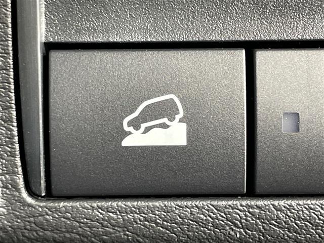 デリカミニ T プレミアム 届出済未使用車 純正9型DA e-アシスト マイパイロット 2トーンカラー ルーフレール 両側電動 Dルームミラー マルチアラウンドビューM 前シートH ステアリングH LED 電動PB/オートBH(30枚目)