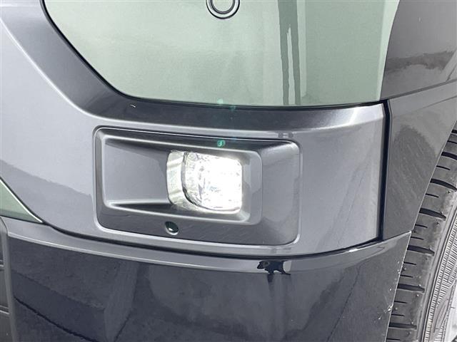 デリカミニ T プレミアム 届出済未使用車 純正9型DA e-アシスト マイパイロット 2トーンカラー ルーフレール 両側電動 Dルームミラー マルチアラウンドビューM 前シートH ステアリングH LED 電動PB/オートBH(39枚目)