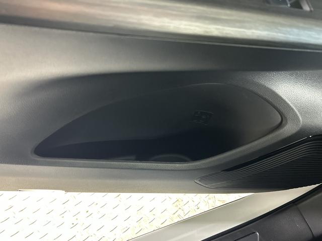 ハリアーハイブリッド Ｚ　レザーパッケージ　１２．３型ＤＡ　ＪＢＬ　ナビ　全周囲　ＴＳＳ　ＢＳＭ　ＰＫＳＢ　　モデリスタエアロ／マフラー　ＰＢＤ　ＨＵＤ　Ｄミラー　前シートＨ／ベンチレーション／ＰＷシート　ステアリングＨ　ＬＥＤ　ＥＴＣ２．０（39枚目）