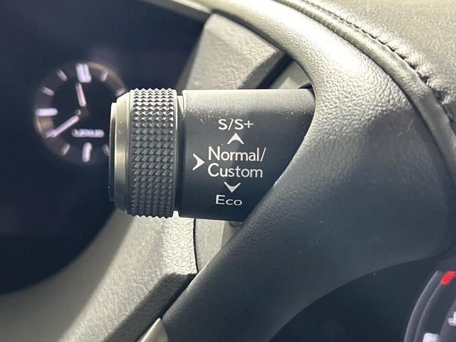 ES ES300h Fスポーツ 純正ナビ バックカメラ ムーンルーフ セーフティシステムプラス BSM PKSB HUD Dミラー パワートランク 3眼LEDヘッドランプ 合皮シート 前パワーシート/シートヒーター/ベンチレーション(18枚目)