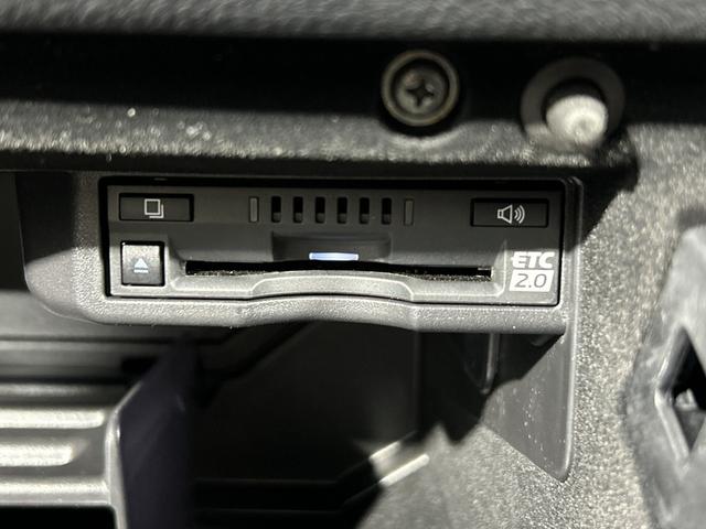 IS IS300h Fスポーツ 純正12.3型ナビ パノラミックビューM セーフティシステム+ BSM PKSB 革スポーツシートセット 3連フルLEDヘッド 前パワーシート/シートヒーター/ベンチレーション ステアリングヒーター(20枚目)