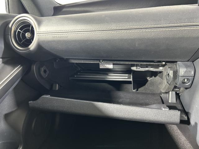 IS IS300h Fスポーツ 純正12.3型ナビ パノラミックビューM セーフティシステム+ BSM PKSB 革スポーツシートセット 3連フルLEDヘッド 前パワーシート/シートヒーター/ベンチレーション ステアリングヒーター(52枚目)