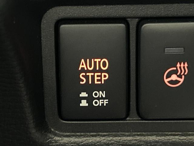 デリカD:5 シャモニー 社外11型ナビ マルチアラウンドビューM セーフティA 両側電動 PBD アイドリングS LEDヘッド/フォグランプ 半革シート D席パワーシート 前シートヒーター パドルシフト ステアリングH(28枚目)