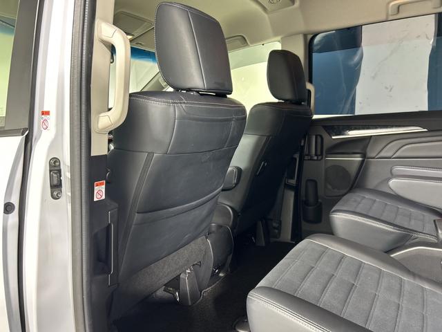 デリカD:5 シャモニー 社外11型ナビ マルチアラウンドビューM セーフティA 両側電動 PBD アイドリングS LEDヘッド/フォグランプ 半革シート D席パワーシート 前シートヒーター パドルシフト ステアリングH(56枚目)