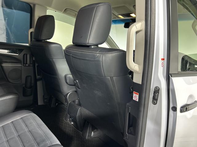 デリカD:5 シャモニー 社外11型ナビ マルチアラウンドビューM セーフティA 両側電動 PBD アイドリングS LEDヘッド/フォグランプ 半革シート D席パワーシート 前シートヒーター パドルシフト ステアリングH(58枚目)